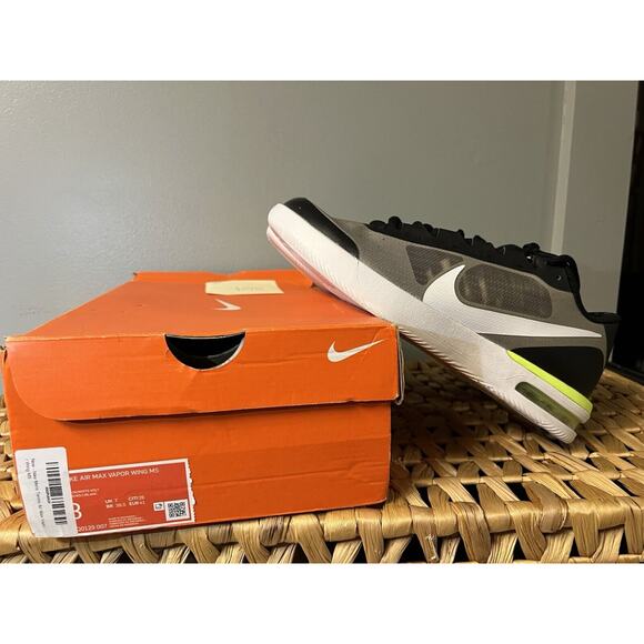 Size 8 - Nike Air Max Vapor Wing MS Black Volt - Picture 5 of 5